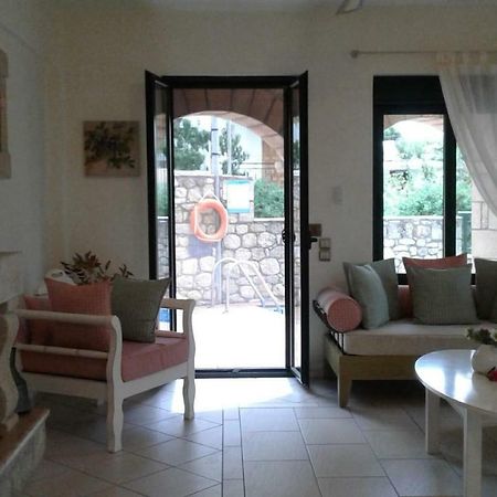 Kalogria Villas Sztúpa Kültér fotó